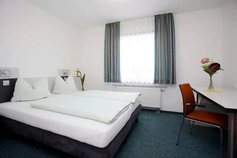 Hostal Jugendherberge Koeln-Deutz